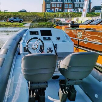 Stuurstoel Bucket II bij Bootstoelen.nl